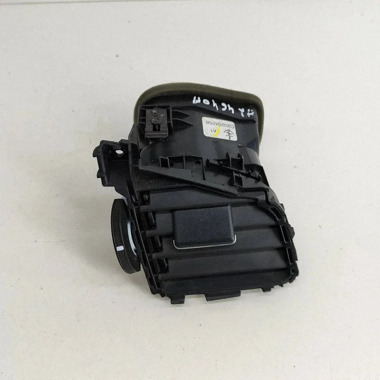 Dashboard air vent grill cover trim 77630TBA