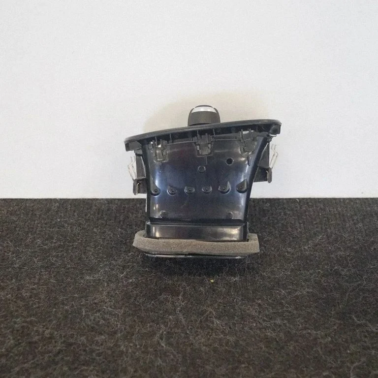 Paneļa gaisa restītes – Mini Cooper Countryman R60 (2011-2016)