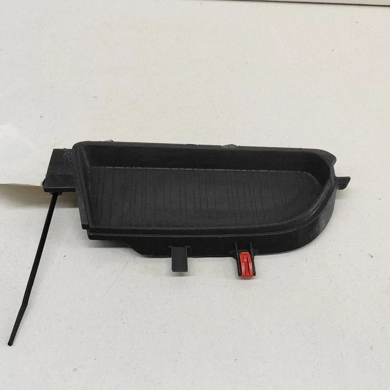 Dashboard lower bottom trim panel 5891608060