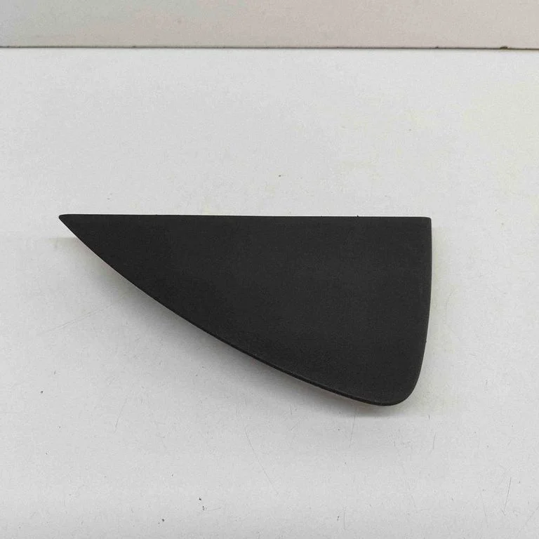 Dashboard side end trim – Tesla Model Y (2020-)