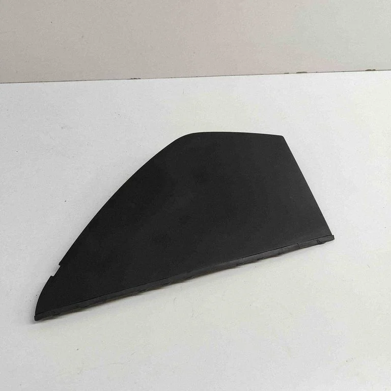 Armatuurlaua külje viimistluspaneel 9Y0857086