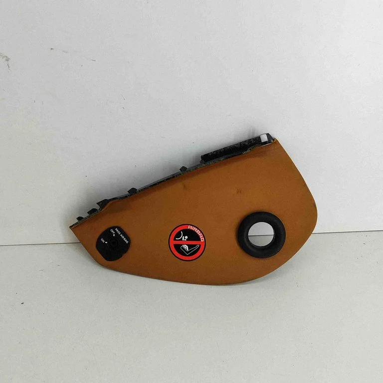 Paneļa apdares panelis (sānu) 6G3314B268AA