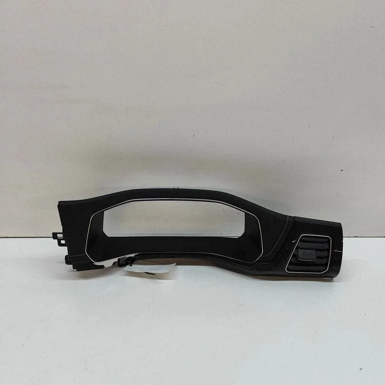 Instrumentu paneļa apdare 2GM819704G