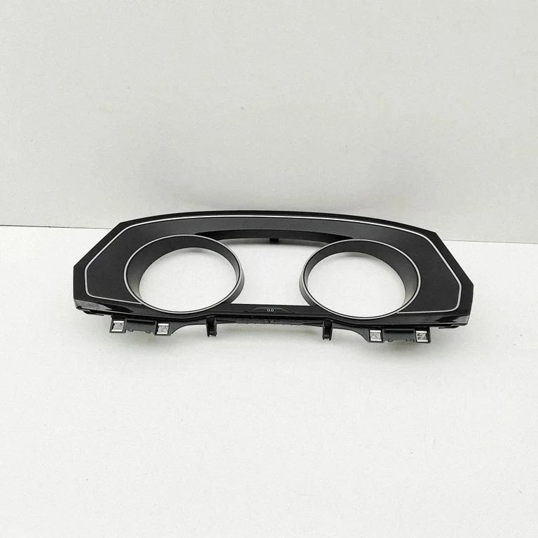 Instrumentu paneļa apdare – Volkswagen Passat CC (2008-2016)