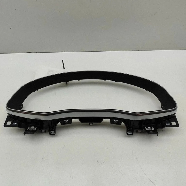 Näidikute paneeli viimistlus 4M8857116 – Audi RS Q8 (2019-)