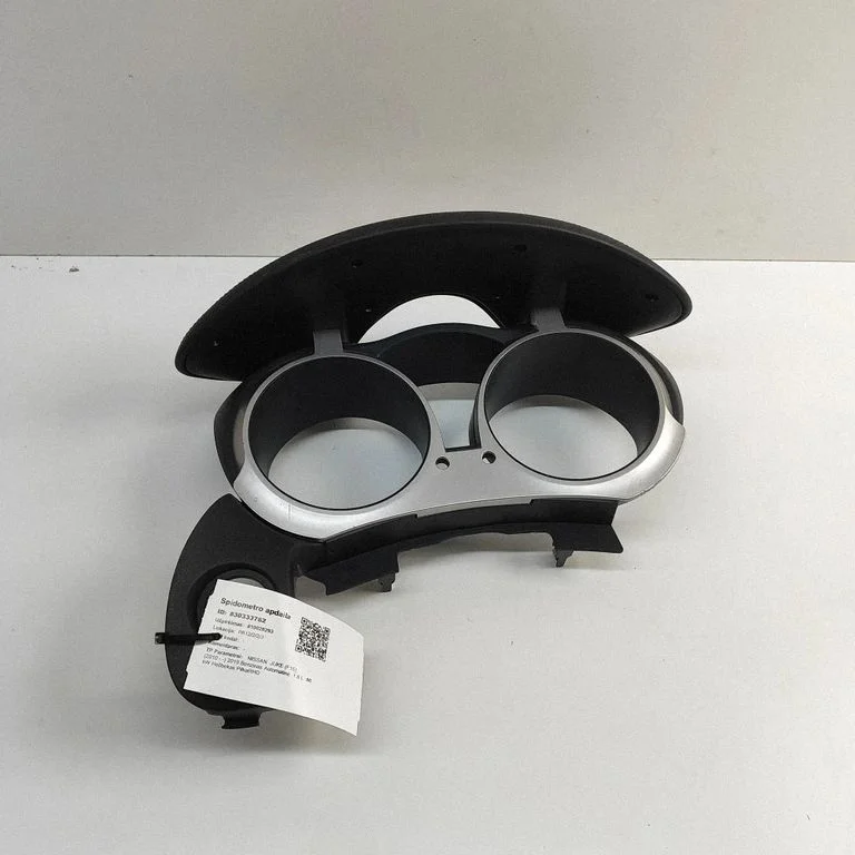 Dashboard trim 682P11KG4A
