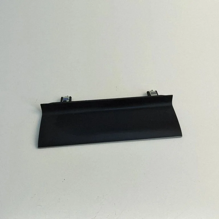 Dashboard trim A1675401309