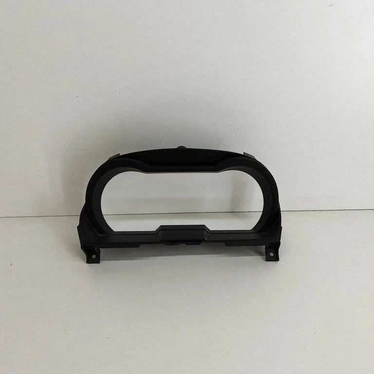Instrumentu paneļa apdare 6W83046C38BD