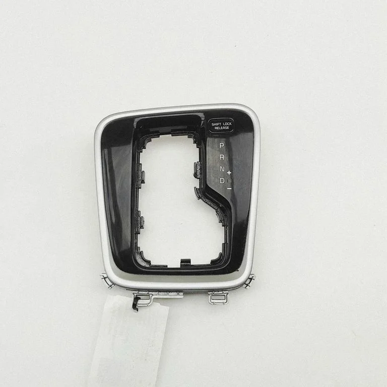Gear shifter surround trim plastic 84656J7ZA0