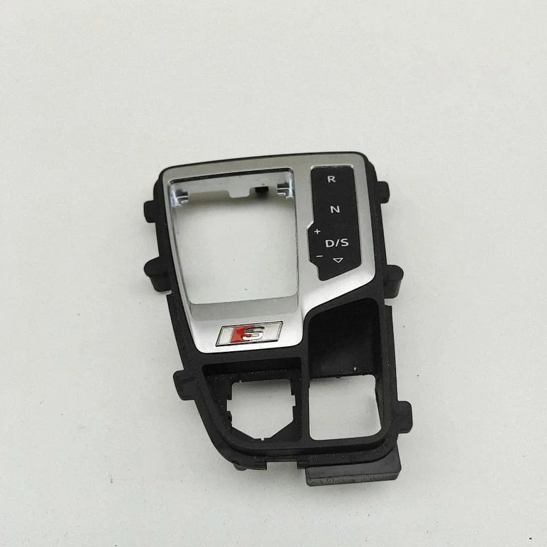 Pārnesumu pārslēga sviras apdare (plastmasas) 80C713111B