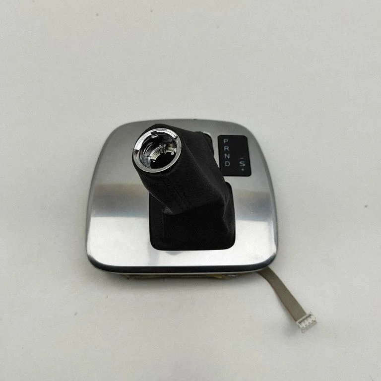 Pārnesumu pārslēga sviras apdare (plastmasas) 6G917D394BC