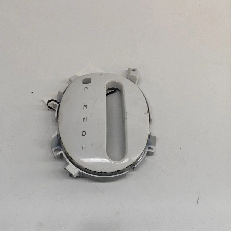 Pārnesumu pārslēga sviras apdare (plastmasas) 84658E4000