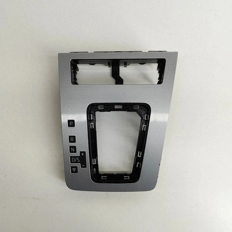 Käigukangi ümbrise viimistlus (plastik) – Skoda Octavia Mk3 (5E) (2013-2019)