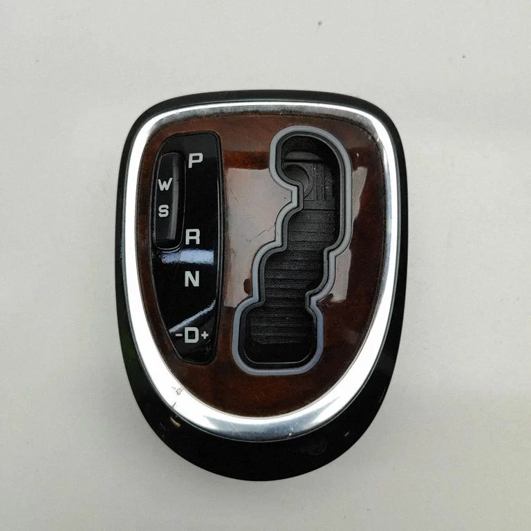Pārnesumu pārslēga sviras apdare (plastmasas) A2202671688