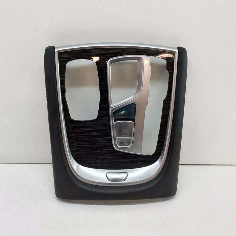 Gear shifter surround trim plastic – BMW 7 Series G11 G12 (2015-2022)