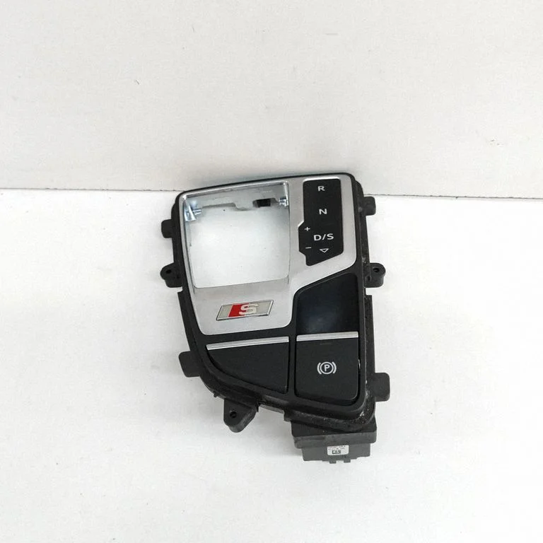 Pārnesumu pārslēga sviras apdare (plastmasas) 4M2927225A