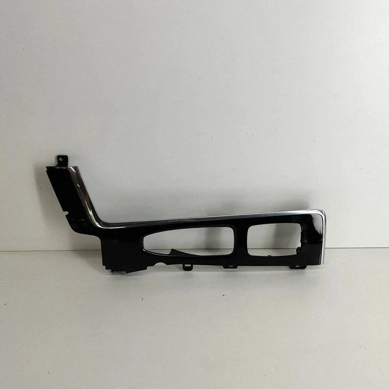 Pārnesumu pārslēga sviras apdare (plastmasas) 31469433