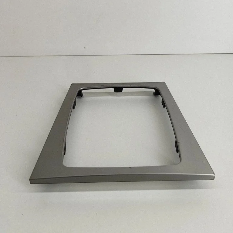 Pārnesumu pārslēga sviras apdare (plastmasas) A2046807208