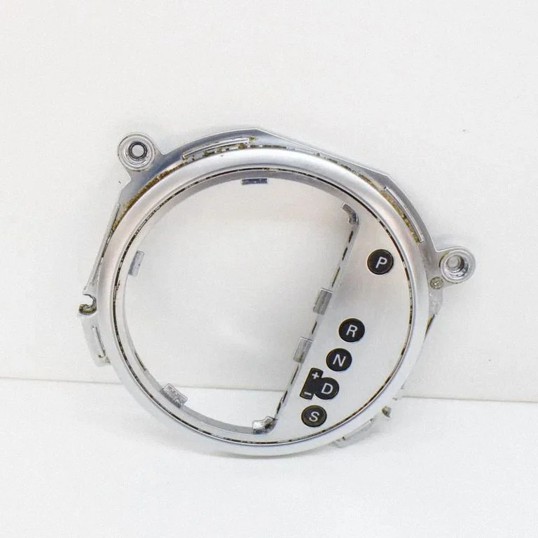 Gear shifter surround trim plastic – Audi TT TTS Mk2 (2006-2014)