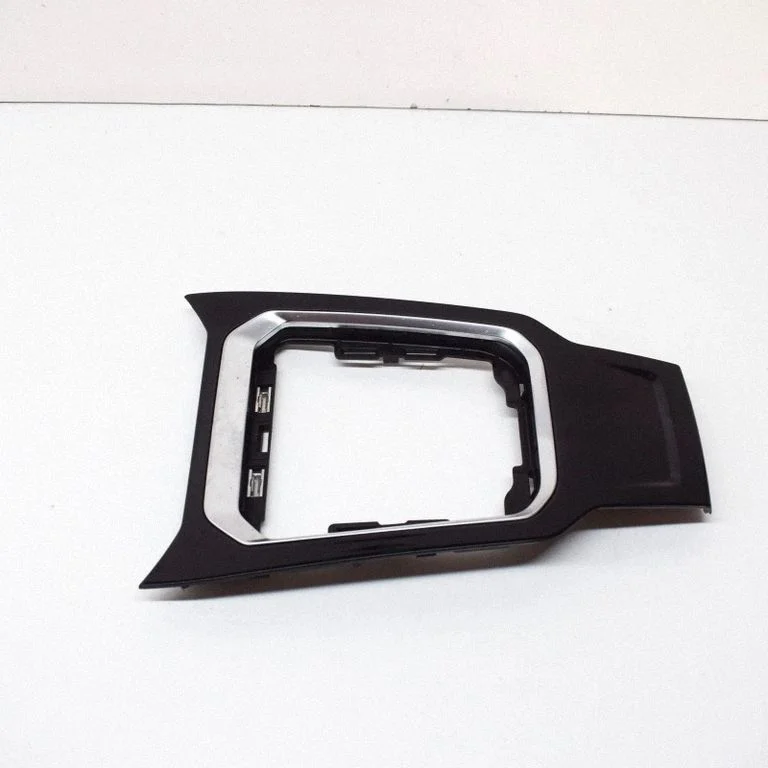 Pārnesumu pārslēga sviras apdare (plastmasas) 2GA711456C