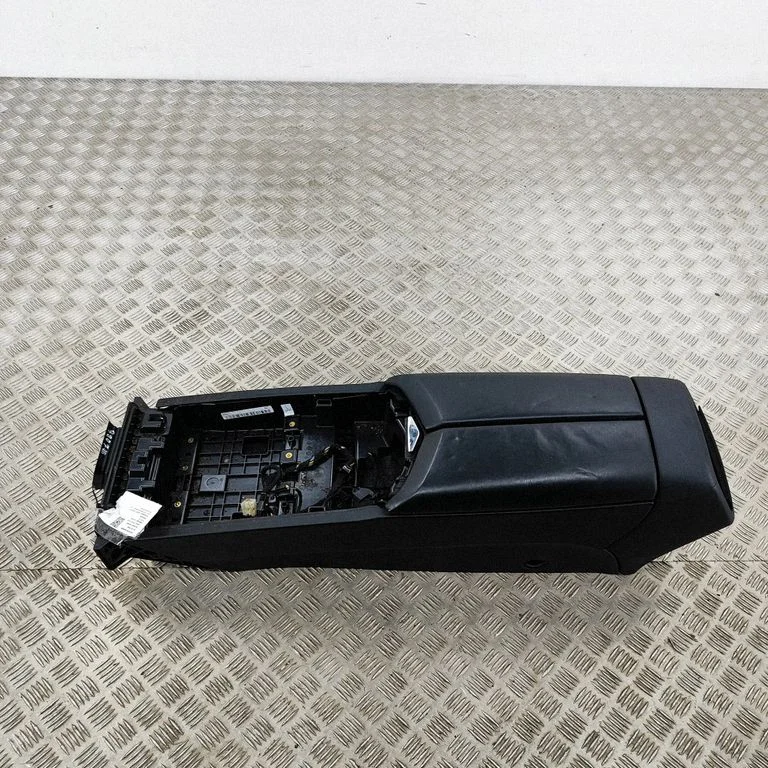 Keskkonsool 670041756