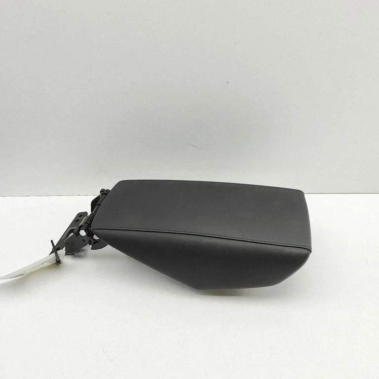 Käetugi 84660AT000