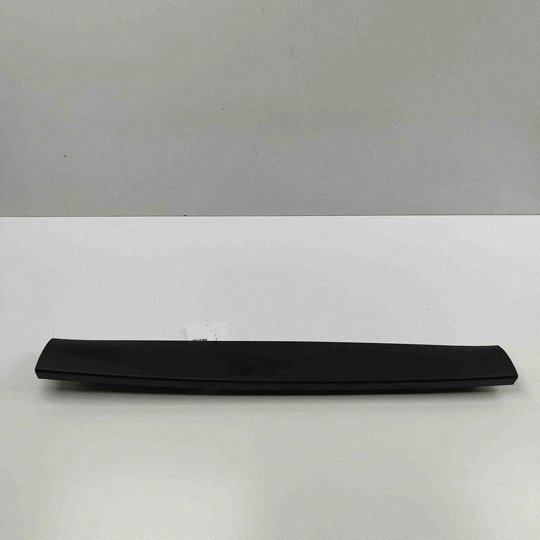 Sāna apdare (aizmugurējā) 6479076010