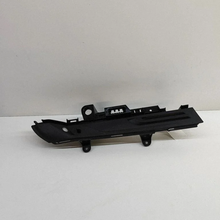 Sāna apdare (aizmugurējā) 7396604