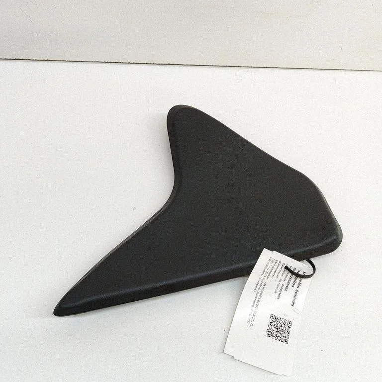 Boczna osłona konsoli (tylna) A1726930233