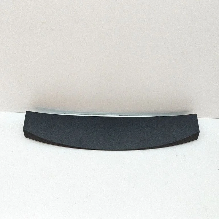 Sāna apdare (aizmugurējā) 4KE867606A