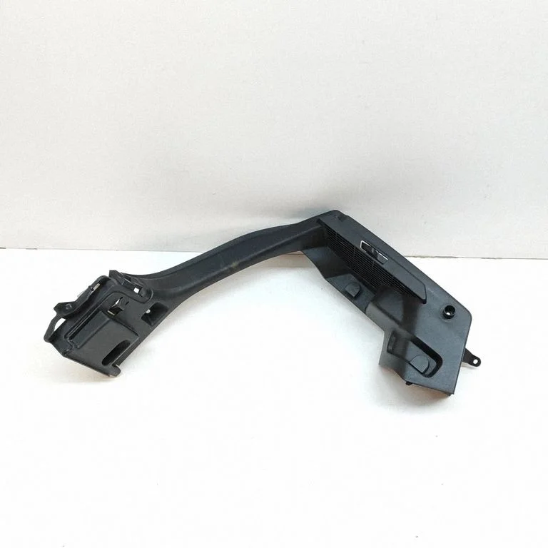 Centre console side trim rear 5G6867761E