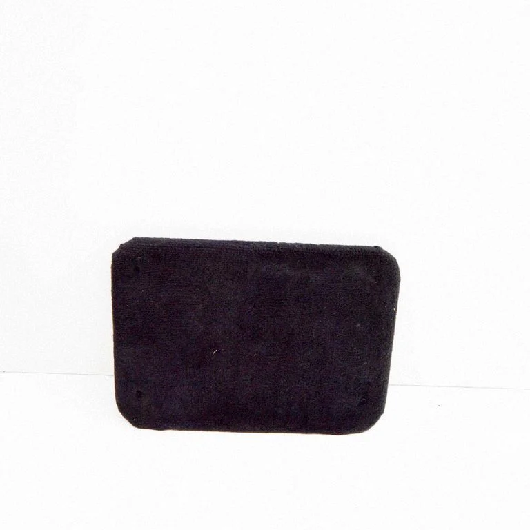 Keskkonsooli külje viimistlus (tagumine) 670013401