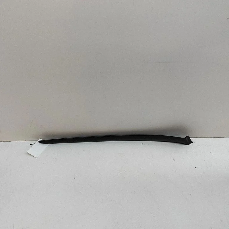 Front door card panel trim K204AMCG4B45X