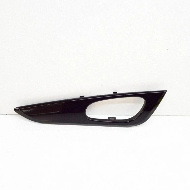 Aizmugurējo durvju apšuvums – Nissan Qashqai (2010-2014)