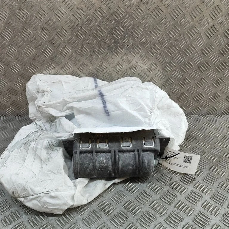 Pasažiera drošības spilvens 4G43044H31AA
