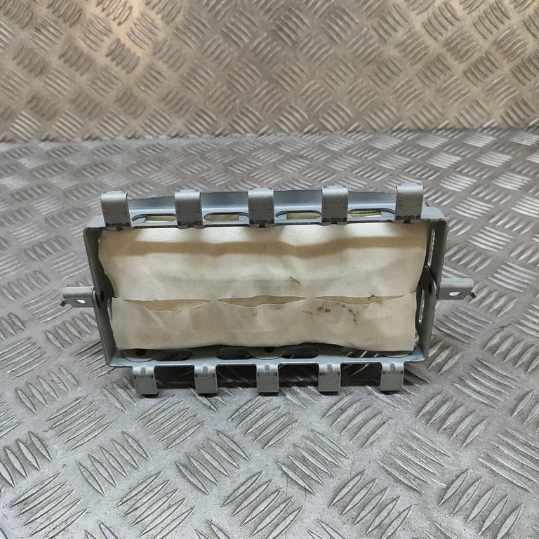 Passenger airbag K85153NC0A