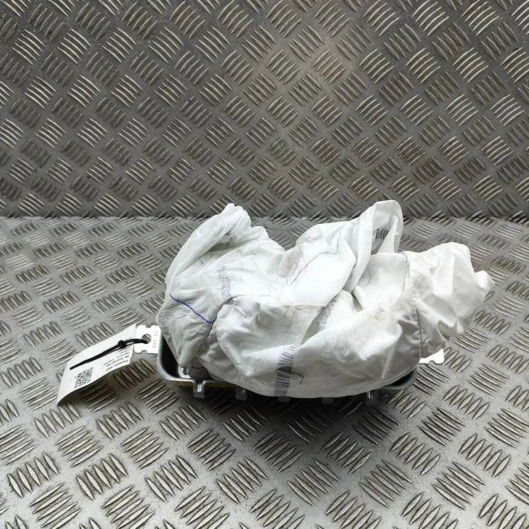 Passenger airbag 80300R2000