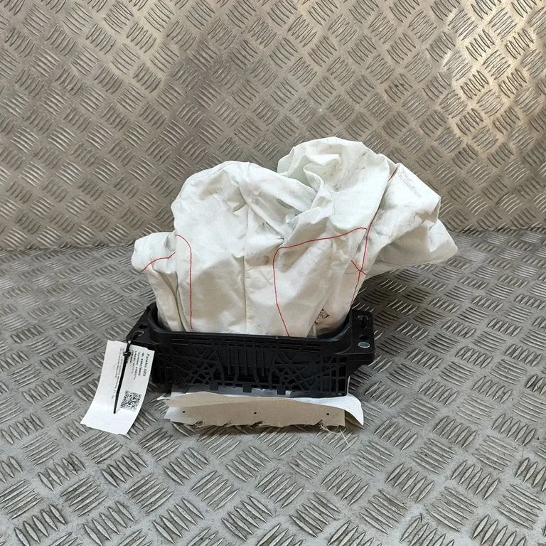 Passenger airbag 8W0880204D