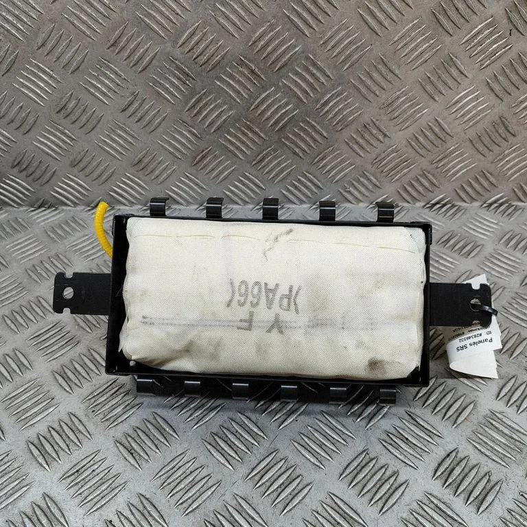 Kõrvalistuja turvapadi 2T84591010 – KIA Optima (2010-2015)