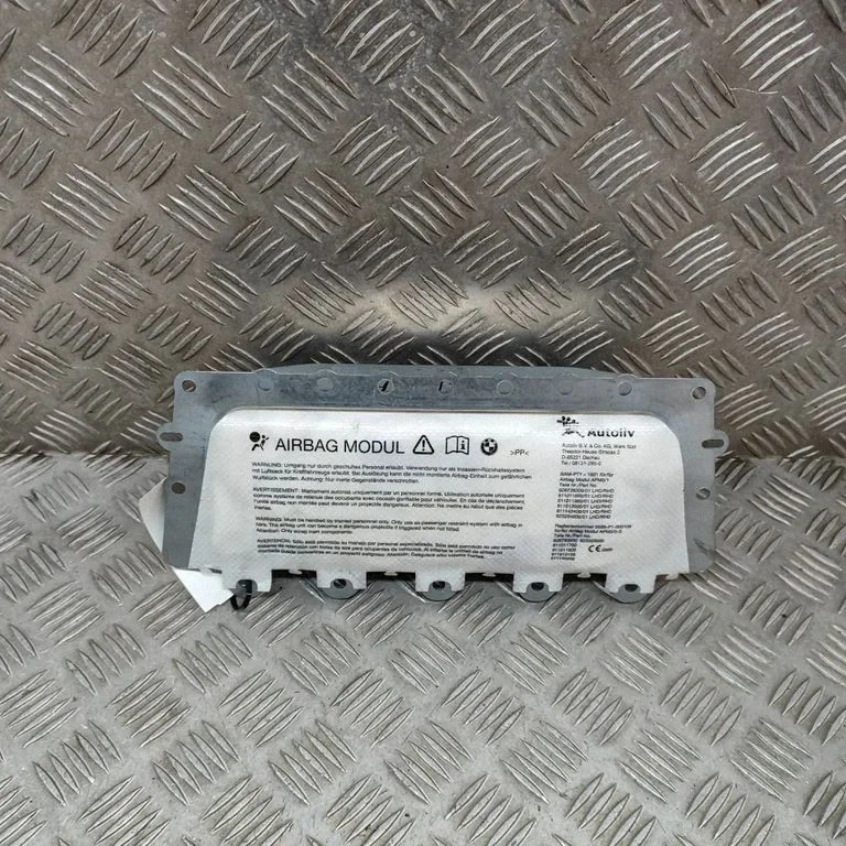 Passenger airbag – BMW 7 Series F01 F02 F03 F04 (2008-2016)