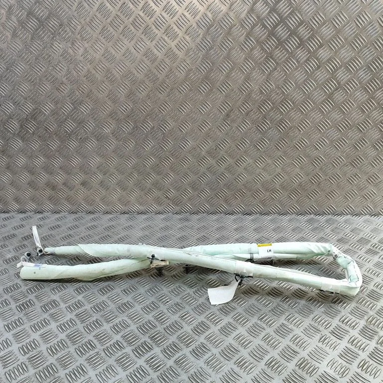 Roof airbag