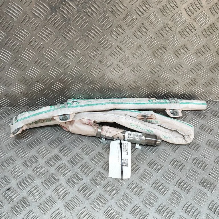 Jumta drošības spilvens (aizkars) – Jaguar F-Pace (2016-)