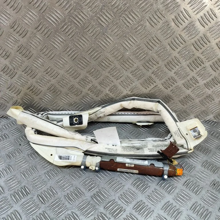 Jumta drošības spilvens (aizkars) – Mercedes-Benz CLS klase C218 X218 (2011-2017)