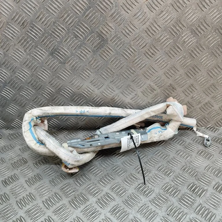 Jumta drošības spilvens (aizkars) – BMW 7. sērija F01 F02 F03 F04 (2008-2016)