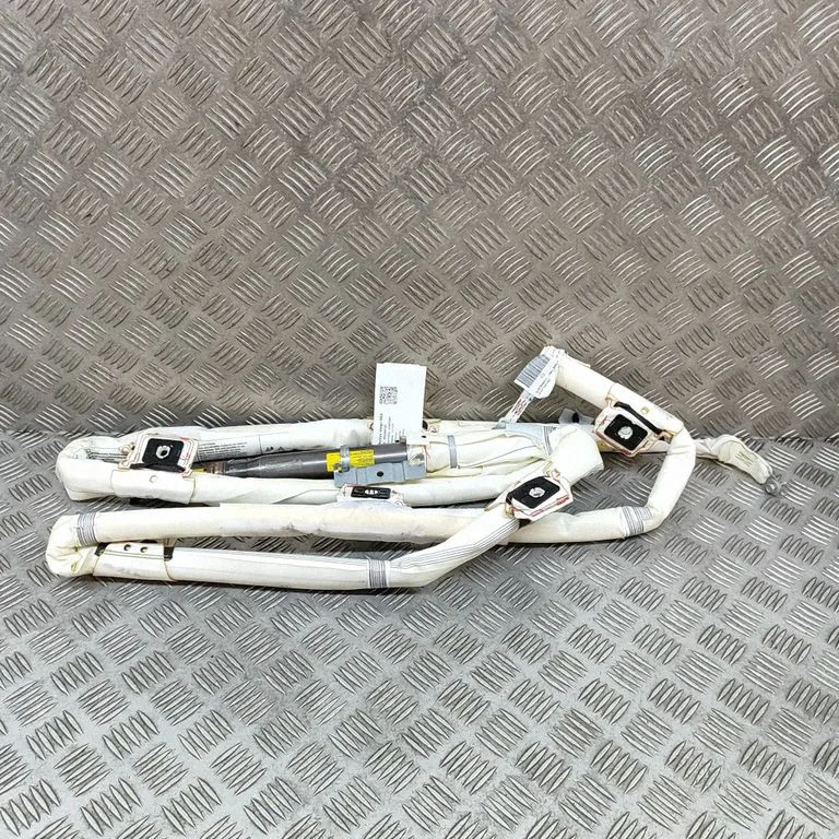 Katuse turvapadi (kardin) A1668600902