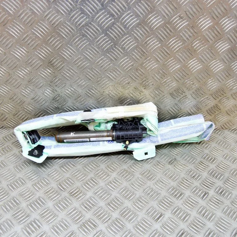 Jumta drošības spilvens (aizkars) – Volkswagen Passat CC (2008-2016)
