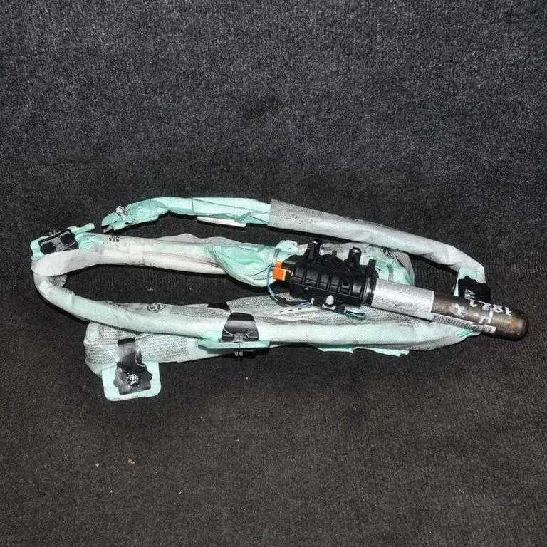 Jumta drošības spilvens (aizkars) – Volkswagen Passat CC (2008-2016)