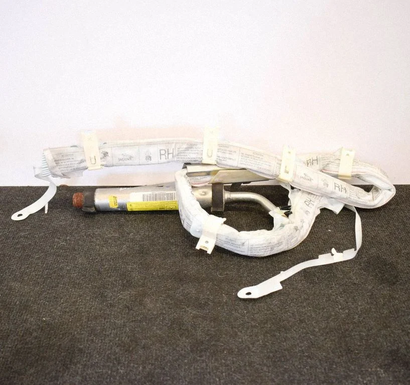 Roof airbag – right