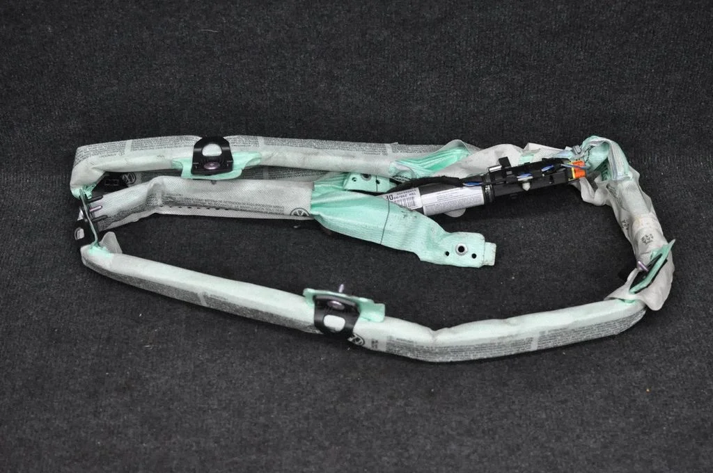Roof airbag – Volkswagen Passat CC (2008-2016)