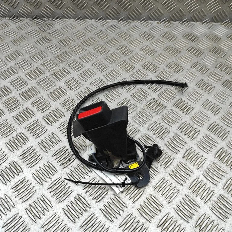 Tagumise turvavöö pannal 7338078060 – Lexus NX (2021-)